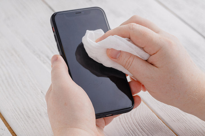 phone screen disinfecting wipe