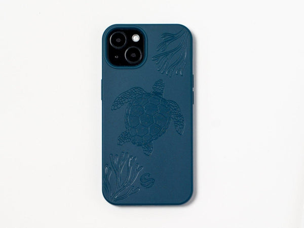 Product shot of the turtle Wave Case