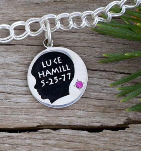 custom baby charms pandora - custom baby charms - pandora charms - jewelry for mommy - mom's bracelet - meaningful mom gifts - personalized gifts mother's day - bracelets with names of children 