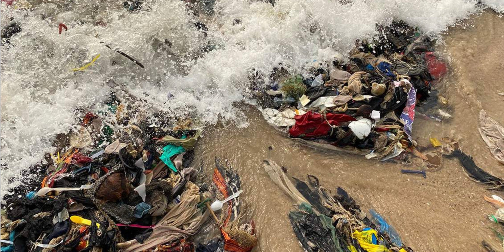 Dumped clothes washed up on Kojo beach, near Accra, Ghana.Credits: The OR Foundation 