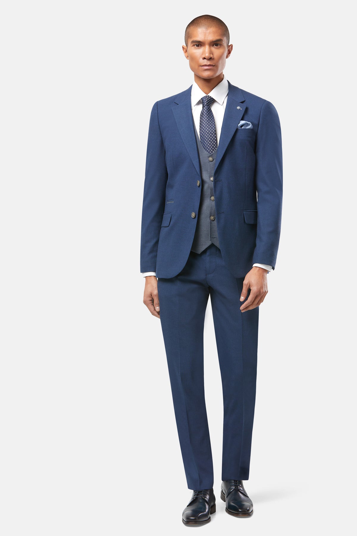 Suits - Benetti Menswear