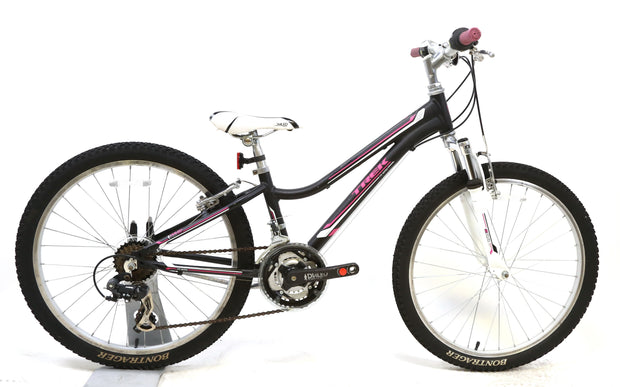 trek mt 220 girls bike