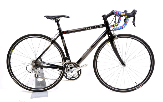 raleigh aluminum road bike