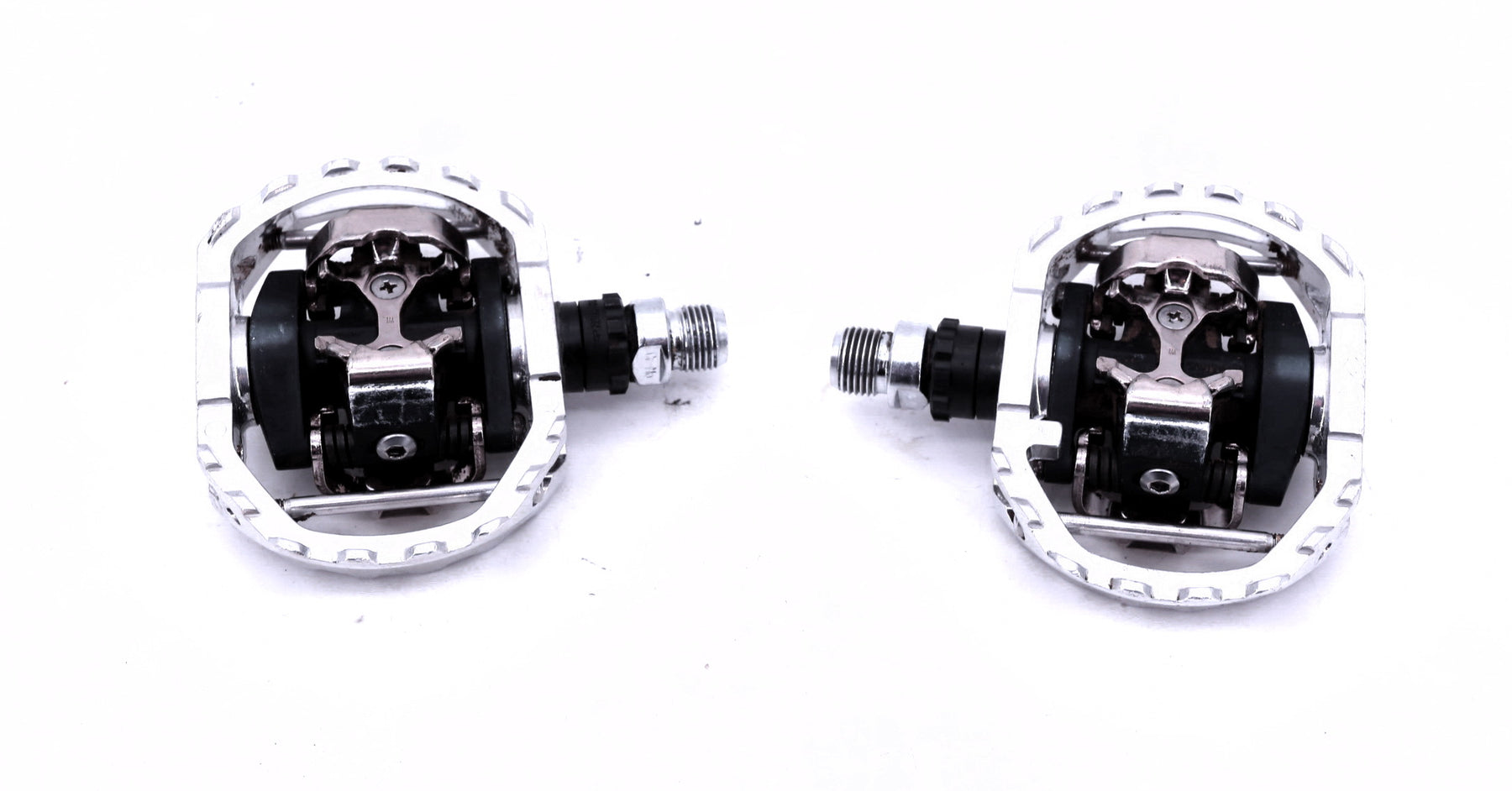 m545 pedals