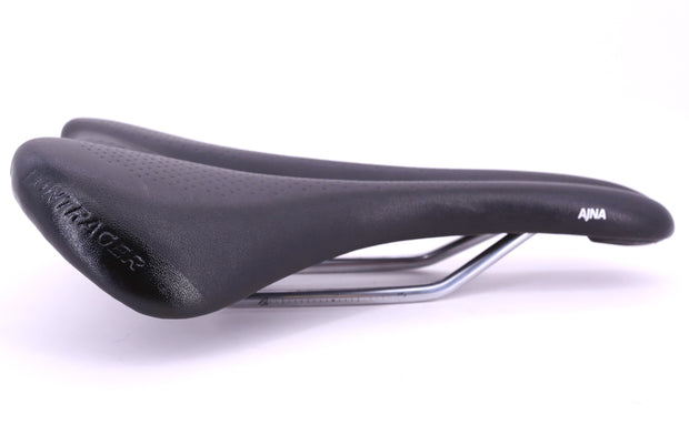 bontrager ajna comp saddle