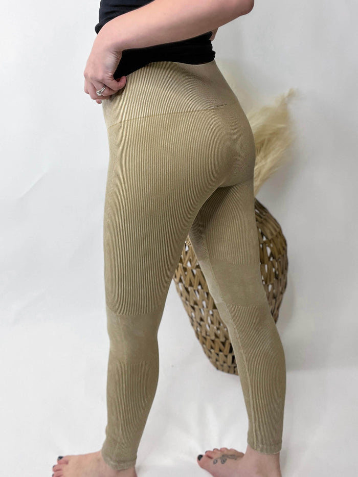 Rae Mode Ultra Soft Ribbed Brushed Leggings- Plus – The Bee Chic Boutique