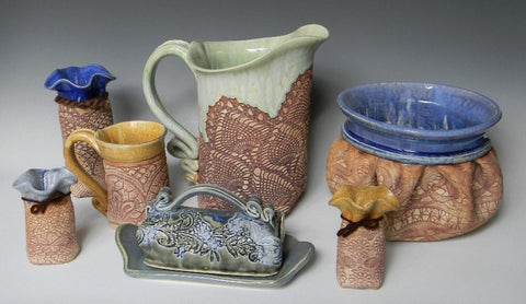 JAYNE AVERY, Pottery