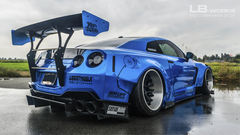 Liberty Walk NISSAN GT-R R35 Type 1 Wide Body Kit | TRACKUZA.COM 