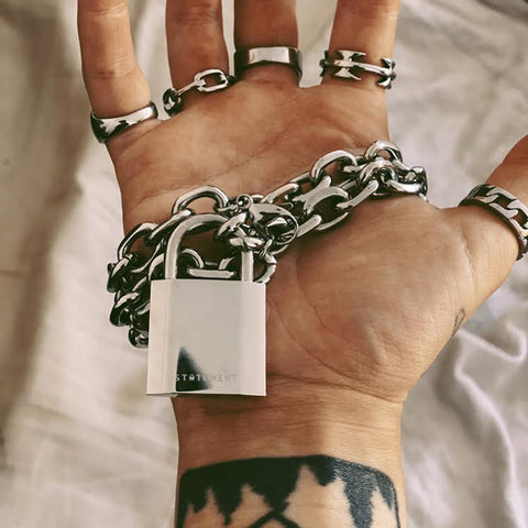 The Padlock Jewelry Trend Is About to Be Everywhere - Lock