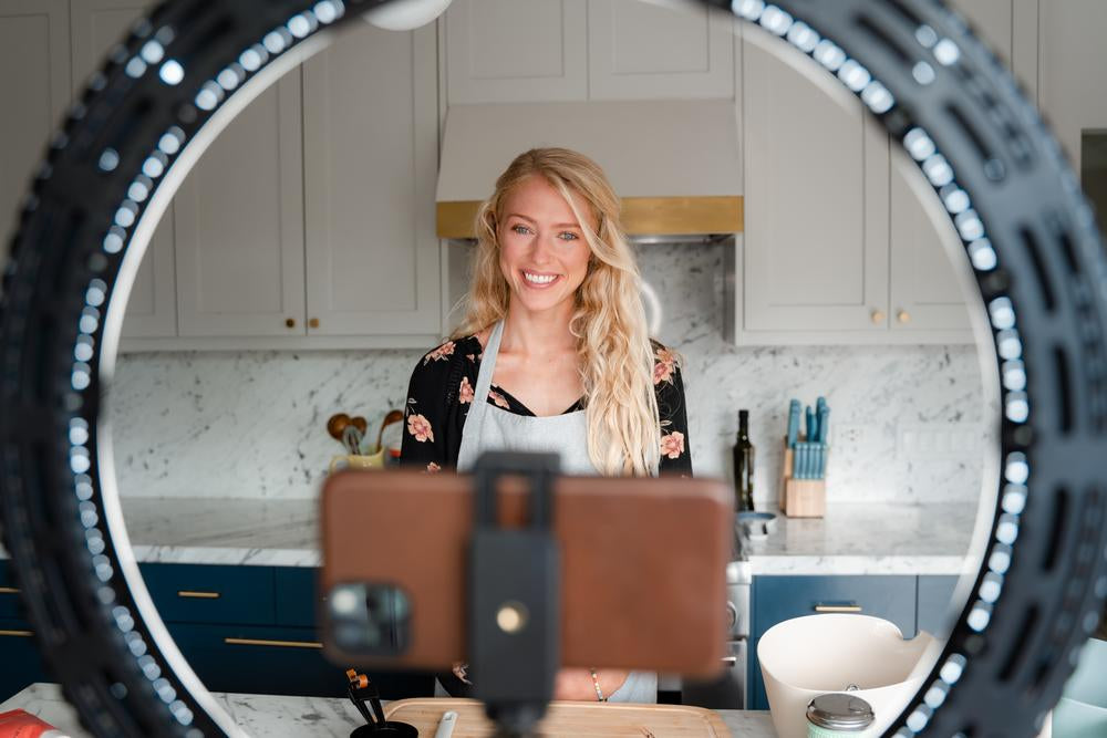 ring light for vloggers and youtubers