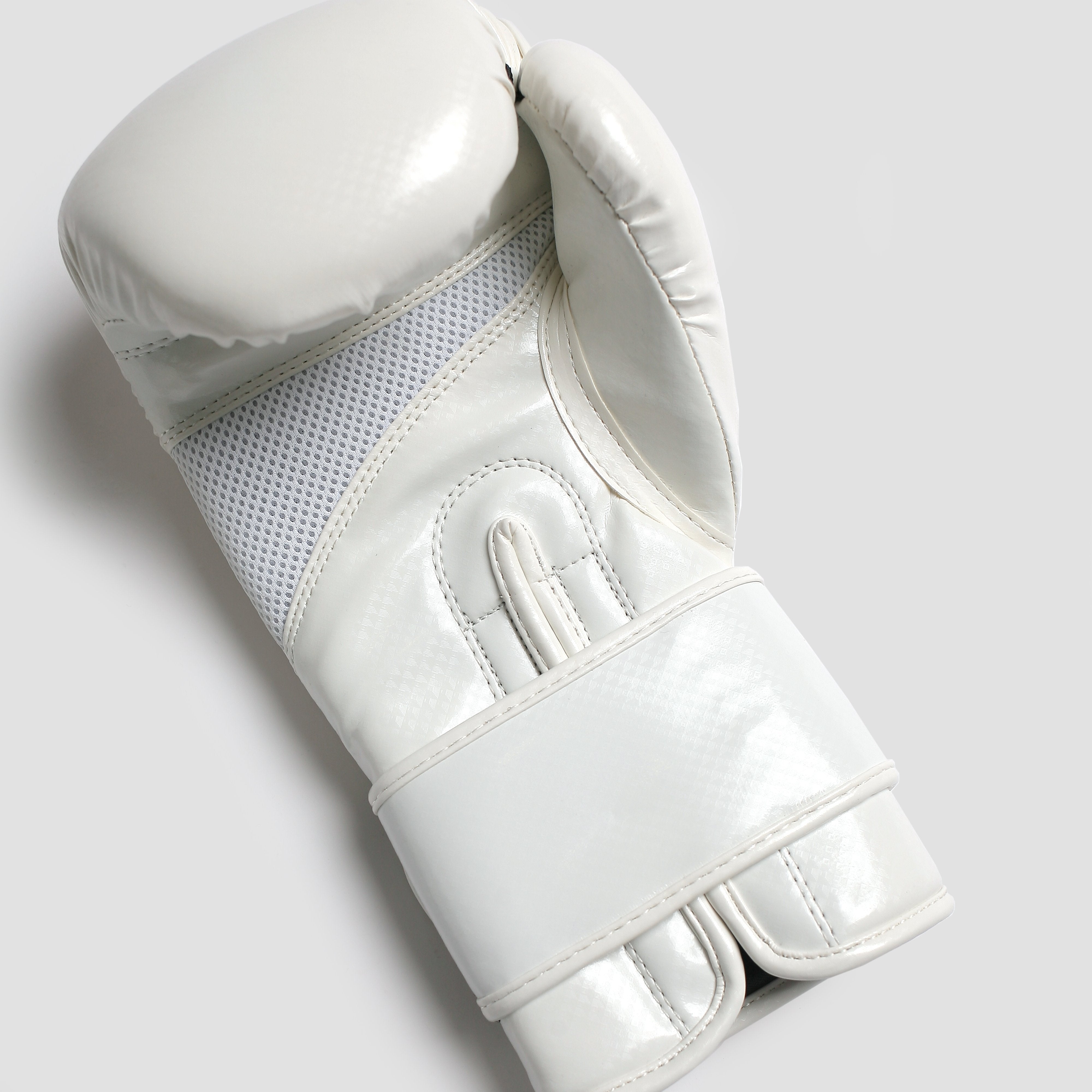 Triumph United Boxing Muy Thai Gloves in White and Gold reverse side
