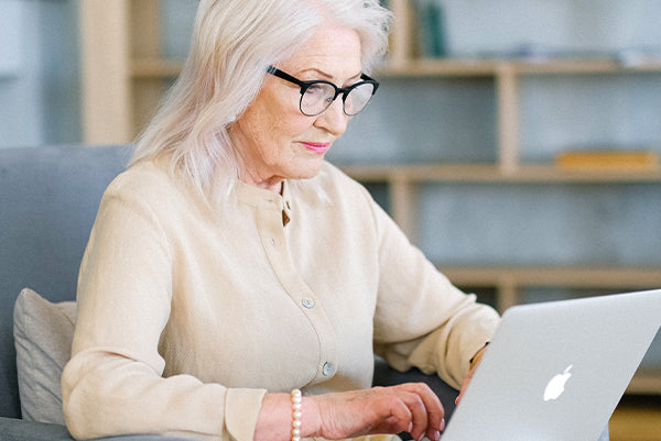 woman working on computer