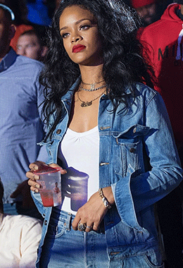 Casual Rihanna Choker Necklace Look 