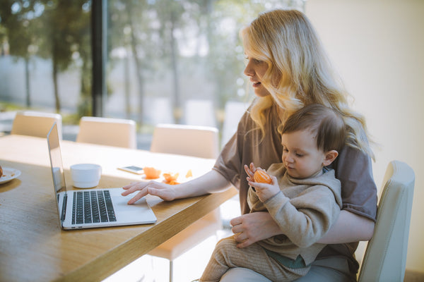 7 Top-Trending Work-From-Home Jobs for Canadians | EFFYDESK