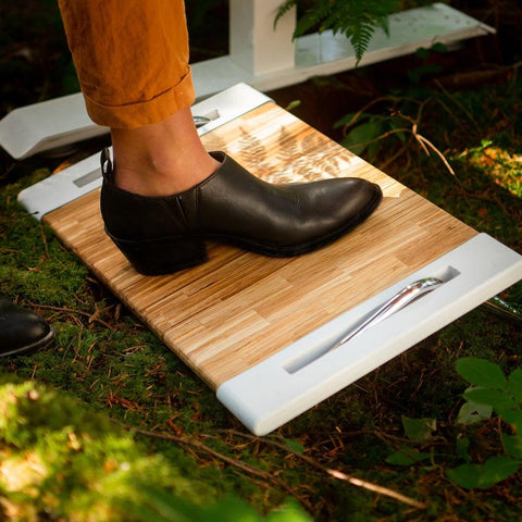 Eco-Friendly FootRest | Closed Loop Collection - 7 Innovative Eco-Friendly Products Made From Recycled Materials - EFFYDESK Blog