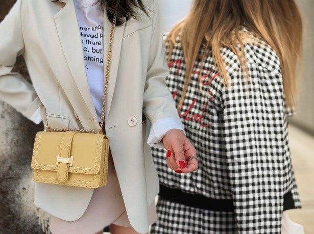 Choosing the Perfect Handbag for Each Outfit