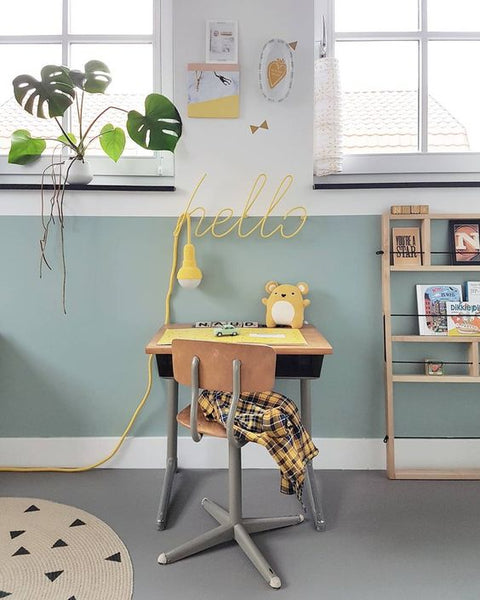 Cute desk corners for kids