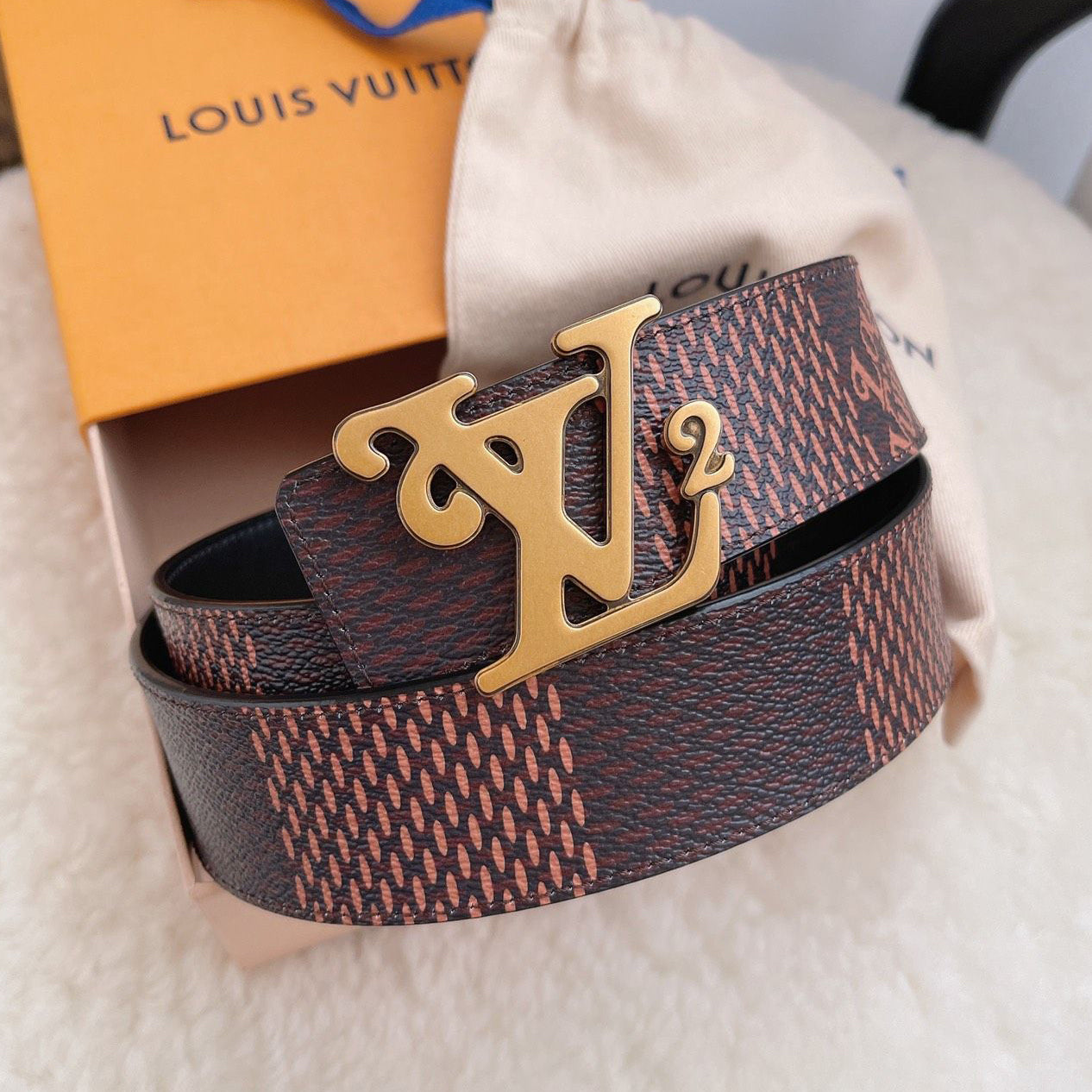 LV Louis Vuitton Classic Leather Smooth Buckle Belt