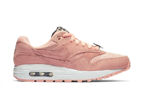 have a nike day air max 1 pink