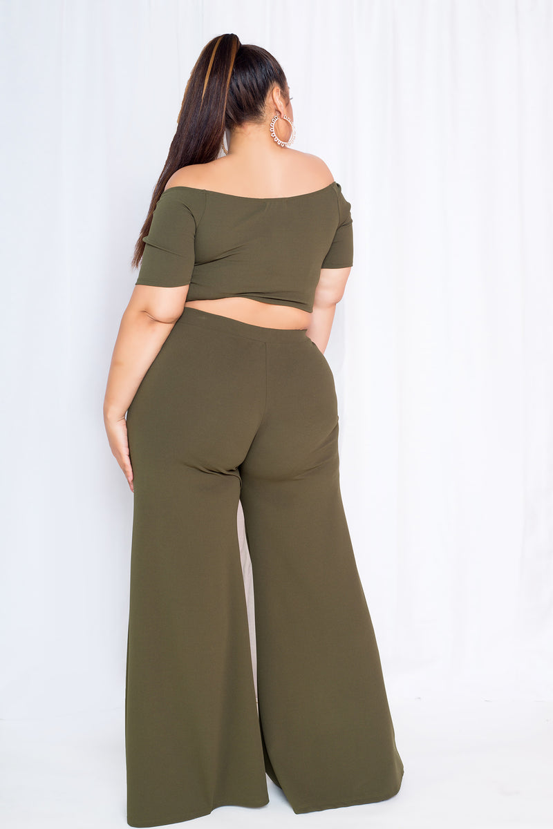 palazzo pants curvy girl