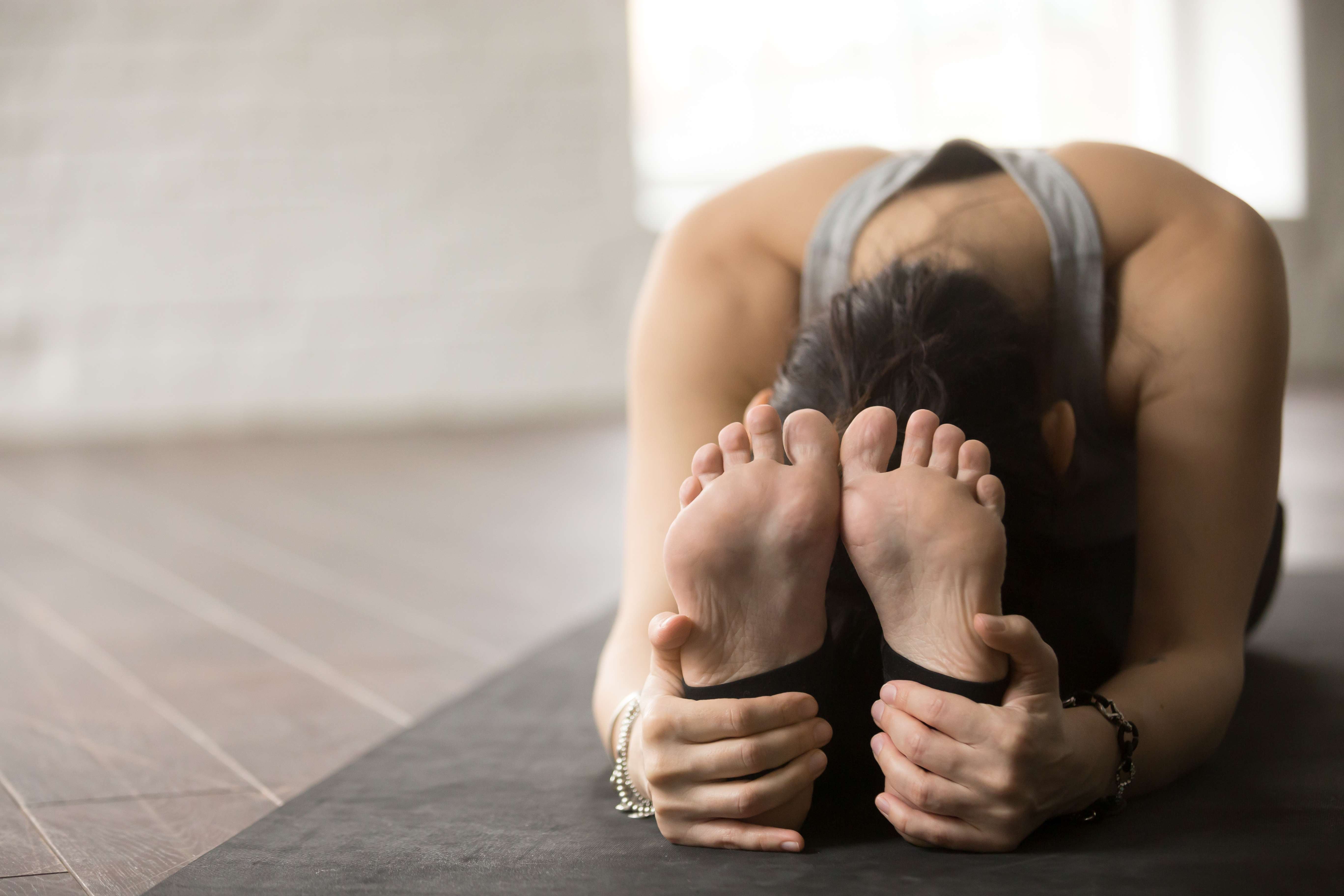 Gymsweaty instensen yoga pose
