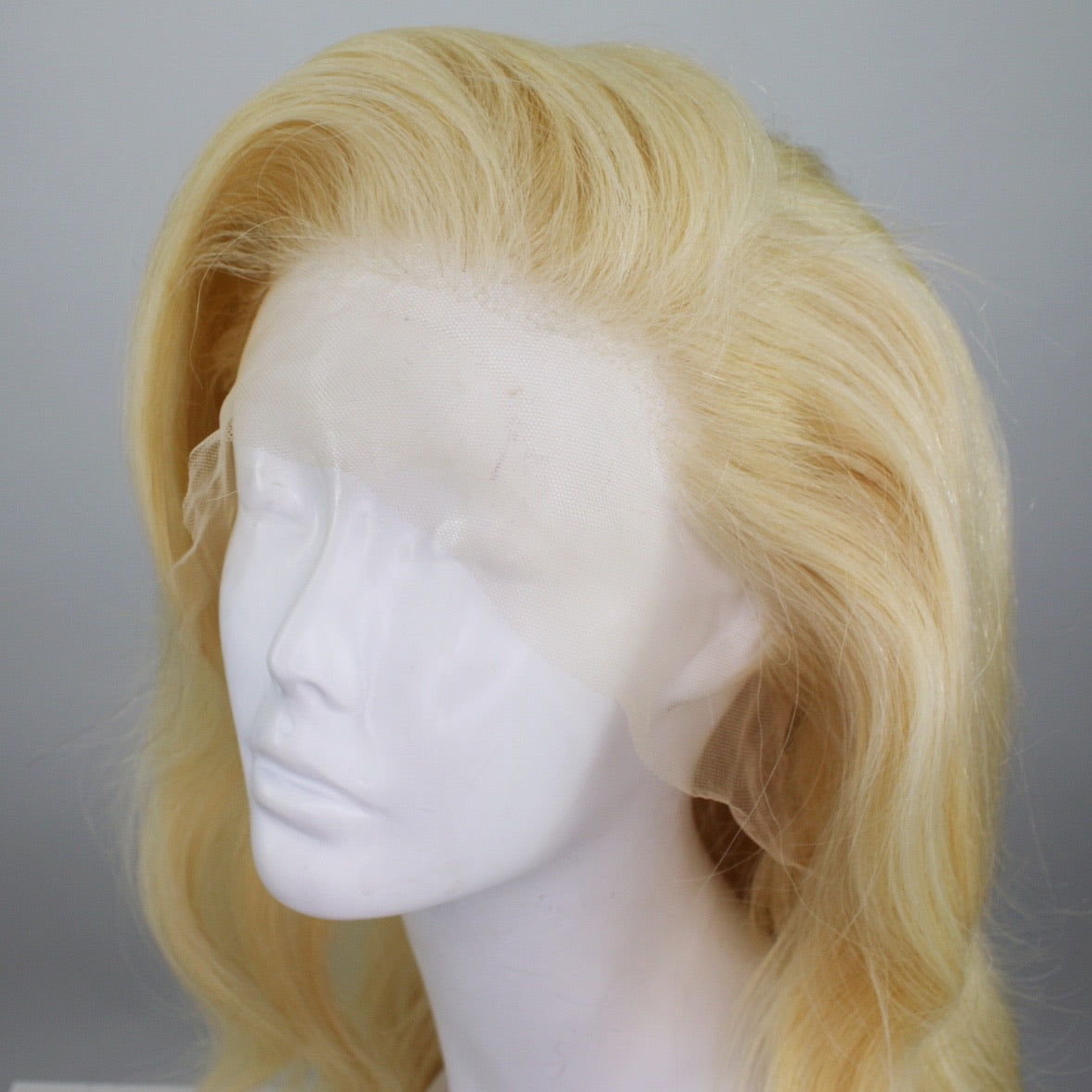 lace front widows peak wig