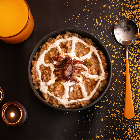 Halloween Pumpkin Pie Oatmeal - Eat Proper Good