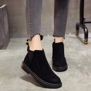 round toe suede ankle boots