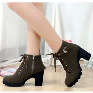 heeled rubber shoes