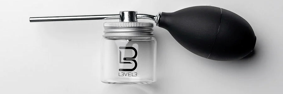 L3VEL3 Hair Fiber Applicator, featuring a slim nozzle and ergonomic pump for precise hair fiber application.