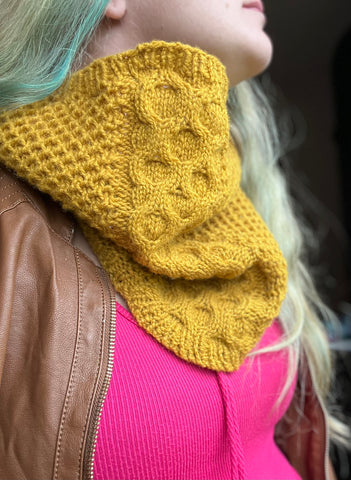 Bee Mine Cowl