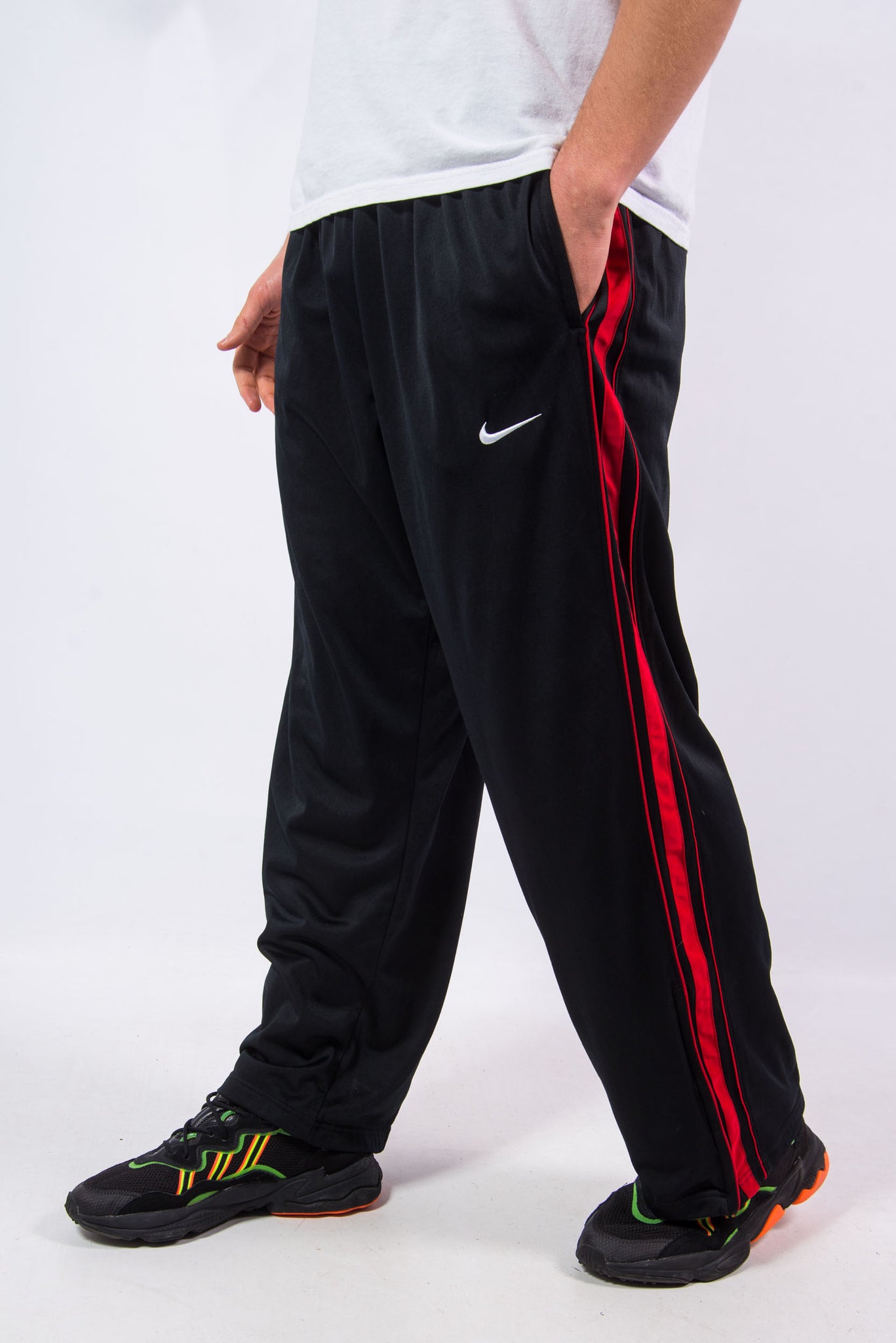 nike long leg tracksuit bottoms