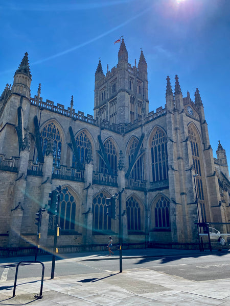Picture of Bath Abbey in central Bath