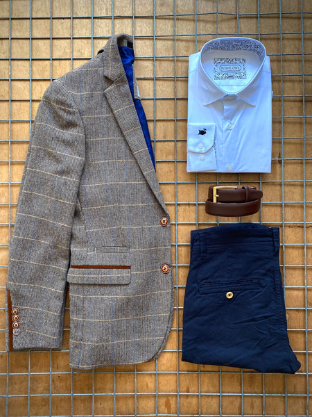 Ted jacket with SUAVE OWL white shirt, belt and navy chino. All are laid on wooden background.