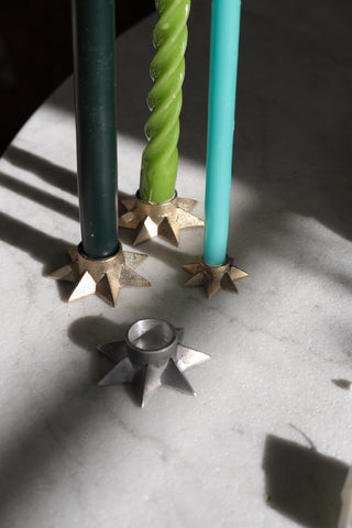 New Year's table stars candlesticks