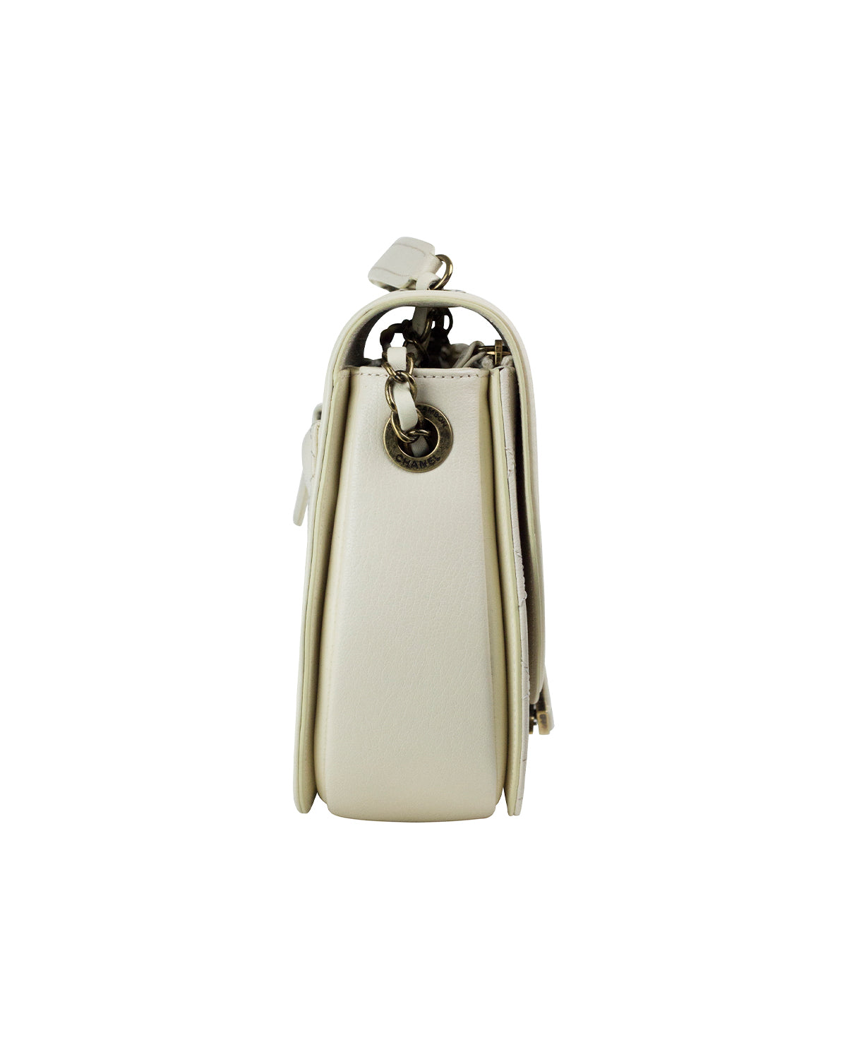 Chanel Coco Curve Ivory Flap Bag | Size Medium – eightonethree.