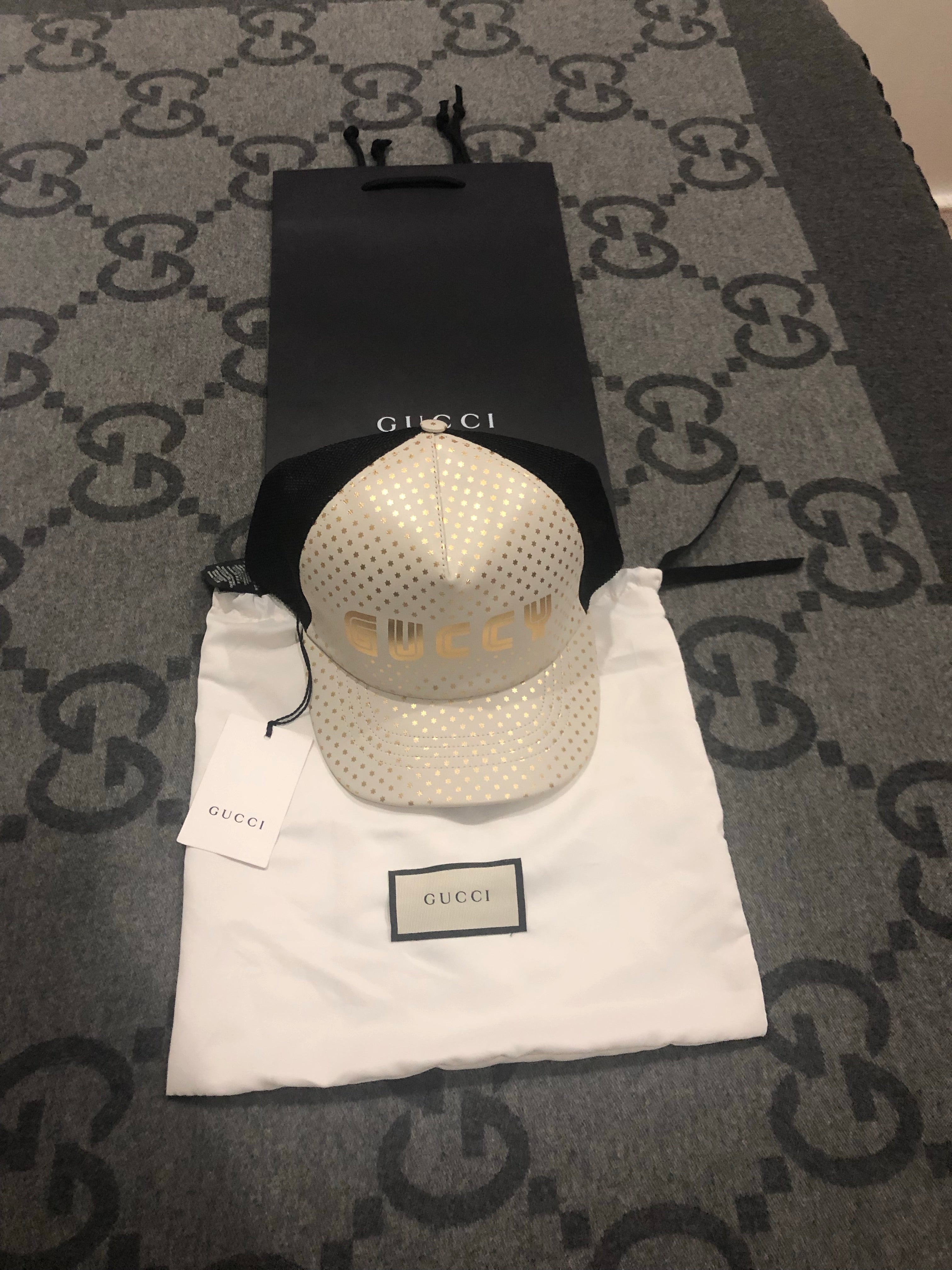 gucci hat tags