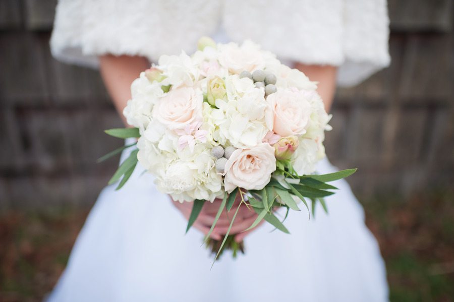 Maggie & Tony's chic winter wedding took place in New York City. Would you like to be featured on #PPRealBride?