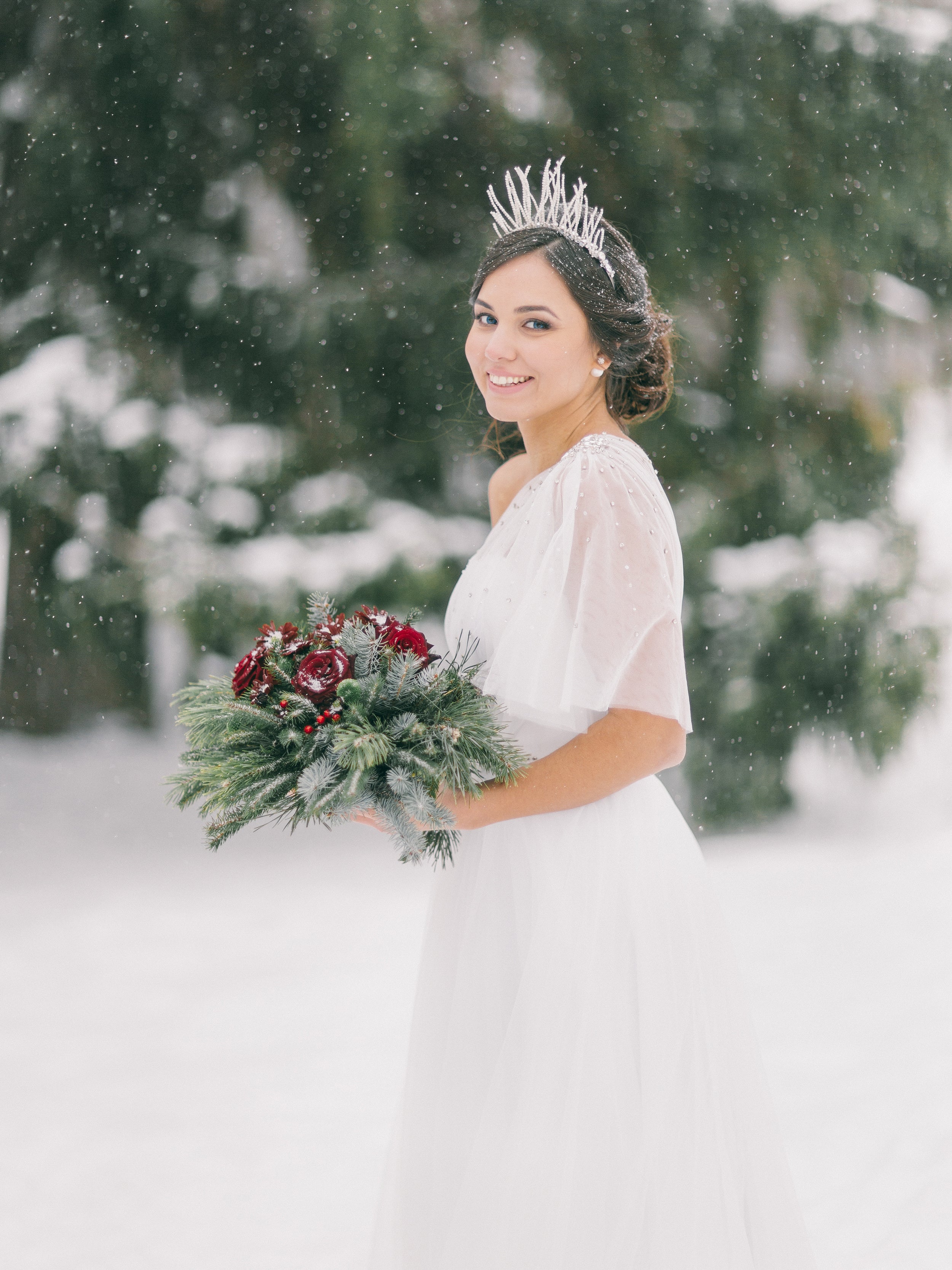 Mary & James is an engraved wedding suite set in Newport, RI. Would you like to be featured on #PPRealBride? Email us your photos to hello@pickettspress.com to be featured on our page! Shop here for more Pickett's Press wedding suites!