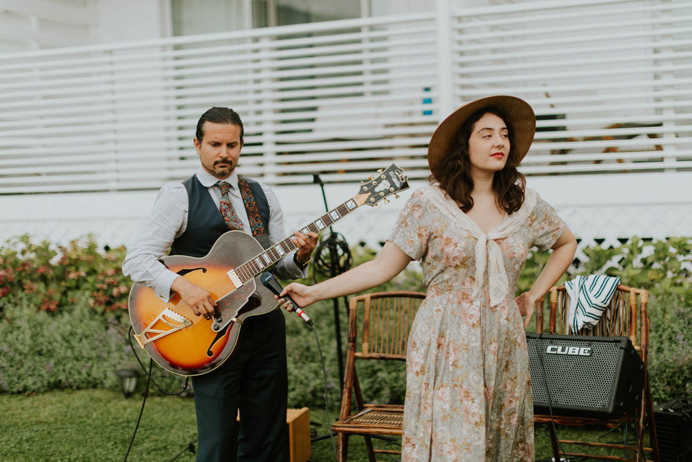 Michelle & Jed is a letterpress wedding suite set in Kennebunkport, ME. Would you like to be featured on #PPRealBride? Email us your photos to hello@pickettspress.com to be featured on our page! Shop here for more Pickett's Press wedding suites!