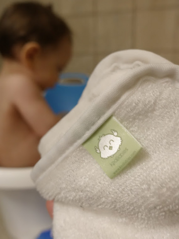 What Is a Washcloth For? Using It for Yourself & Your Baby the Right Way