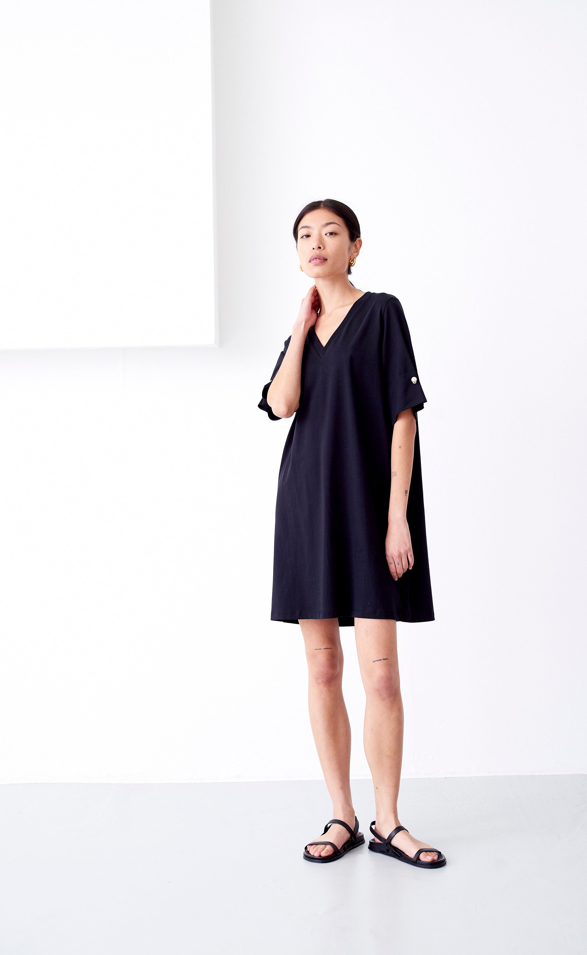 Sustainable Dresses | Luxury Womenswear | Mother of Pearl