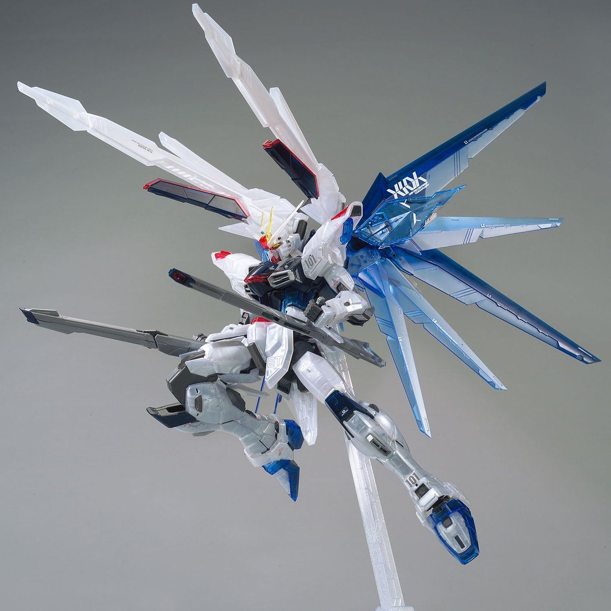 Mg 1 100 Gundam Base Limited Freedom Gundam Ver 2 0 Clear Color Side Seven Exports