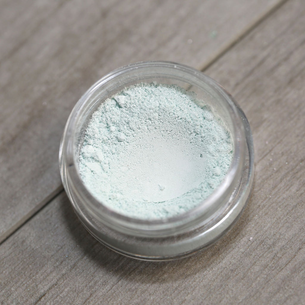 green concealer powder