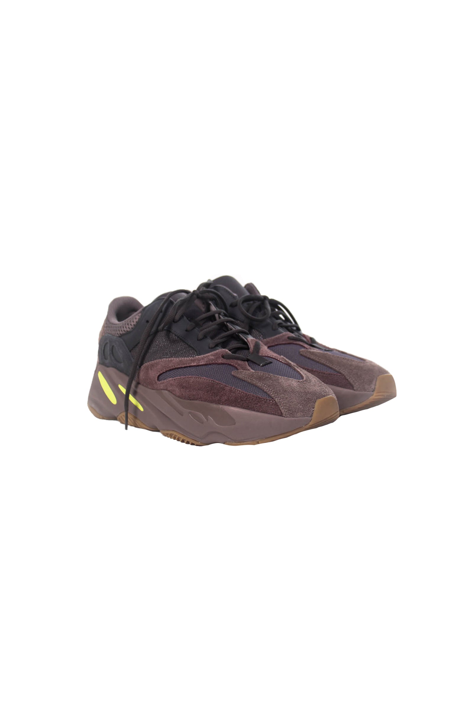 yeezy 700 mauve size 13