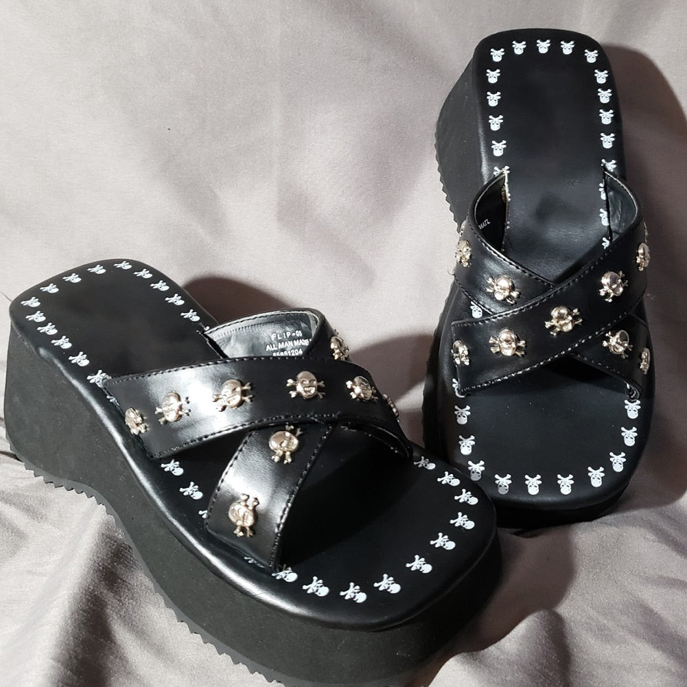 Goth Double Strap Buckles Sandals - Shoptery