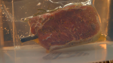 The MeatStick wireless thermometer being used for sous vide 
