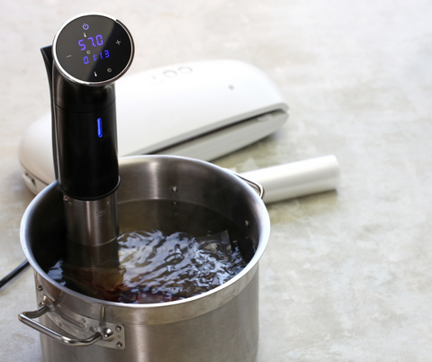 https://cdn.shopify.com/s/files/1/0080/0410/8403/files/sous_vide_machine-2_480x480.png?v=1657508277