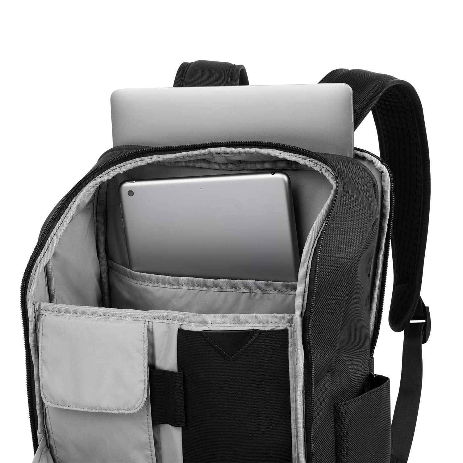 The 14 Best Laptop Backpacks, According to Frequent Fliers - Buy Side from  WSJ