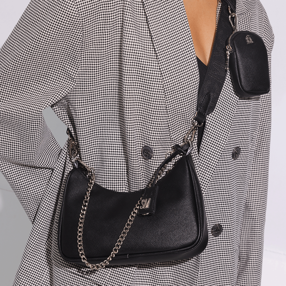 XOXO bag in 2023 | Fur shoulder bag, Black and white bags, Denim shoulder  bags